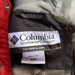 COLUMBIA WATER PROOF JACKET